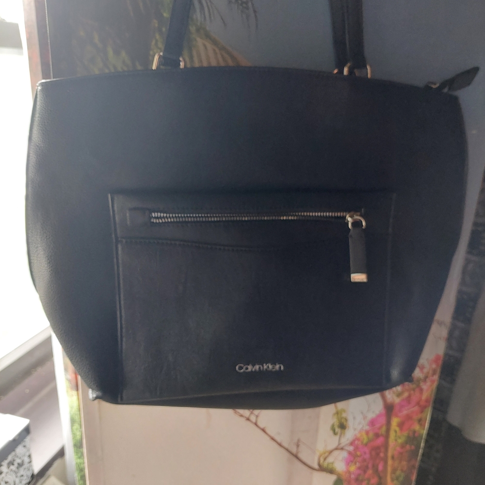 CALVIN KLEIN                            Black Leather Like Tote Bag
